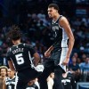 新赛季NBA首秀红黑榜：文班脱胎换骨 大帝烂到家了？