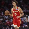 丹尼尔斯4年1亿美元提前续约老鹰 上赛季抢断王